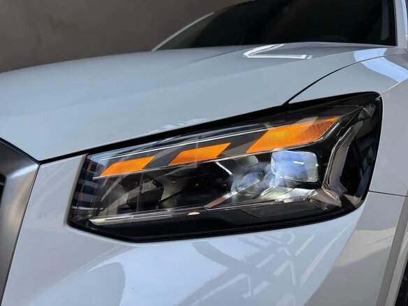 2022 Audi Q2 L 35 TFSI I Рестайлинг, белый, 2000000 рублей - вид 17