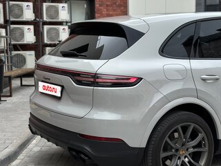 2022 Porsche Cayenne III, серый, 7270000 рублей, вид 2