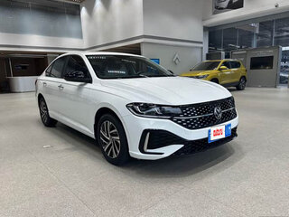 2023 Volkswagen Lavida III Рестайлинг, белый, 1292999 рублей, вид 2