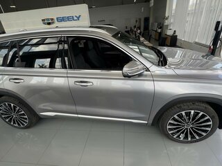 2026 Geely Monjaro I, серебристый, 4954990 рублей, вид 3