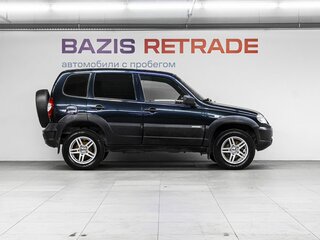 2017 Chevrolet Niva I Рестайлинг, чёрный, 680000 рублей, вид 4