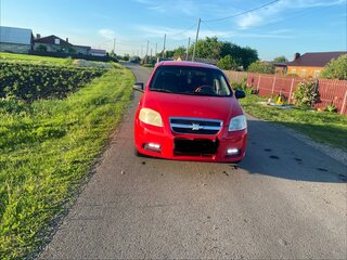 2007 Chevrolet Aveo I Рестайлинг, красный, 490000 рублей, вид 2