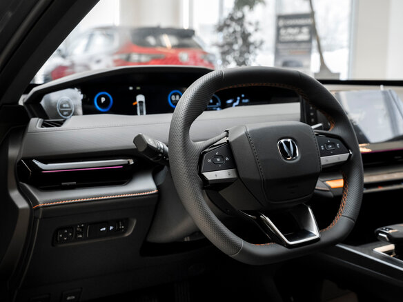 2026 Changan UNI-V I, серый, 3529900 рублей - вид 13