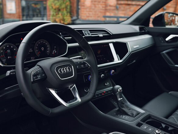 2026 Audi Q3 35 TFSI II (F3), белый, 3950000 рублей - вид 12
