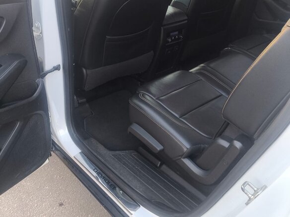 2018 Chevrolet Traverse II, белый, 2900000 рублей - вид 20