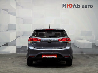 2016 Kia Rio III Рестайлинг, серый, 1275000 рублей, вид 5