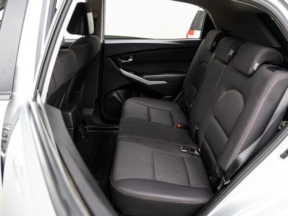 2014 SsangYong Actyon II Рестайлинг, серебристый, 1240000 рублей - вид 8