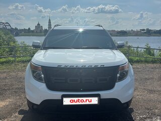 2014 Ford Explorer V, белый, 2100000 рублей, вид 1