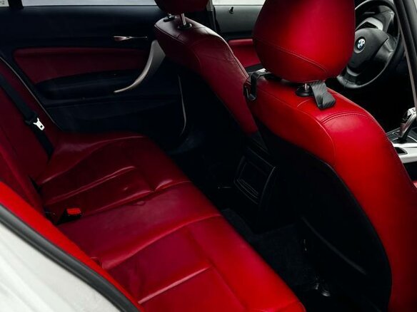2011 BMW 1 серии 116i II (F20/F21), белый, 930000 рублей - вид 19