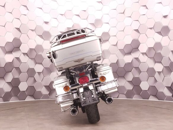 2006 Harley-Davidson Electra Glide, серебристый, 699000 рублей - вид 5