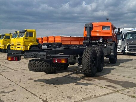 2013 КамАЗ 43118, оранжевый, 4300000 рублей, вид 2