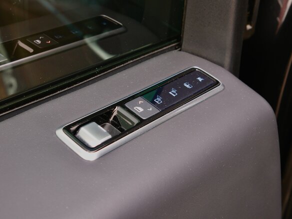 2021 Land Rover Range Rover IV Рестайлинг, чёрный, 11500000 рублей - вид 32