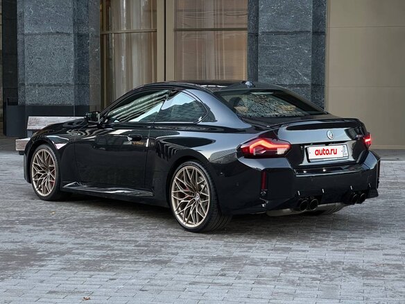 2023 BMW M2 G87, чёрный, 7670000 рублей - вид 3