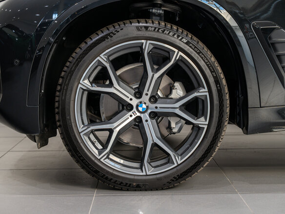 2026 BMW X5 Long 30Li IV (G05/G18) Рестайлинг, чёрный, 10300000 рублей - вид 31