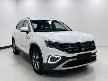 2023 Volkswagen Tayron I Рестайлинг, белый, 2454765 рублей, вид 3