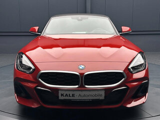 2023 BMW Z4 20i III (G29) Рестайлинг, красный, 6306372 рублей, вид 2