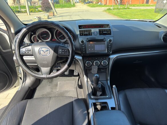 2010 Mazda 6 II (GH) Рестайлинг, белый, 950000 рублей - вид 14