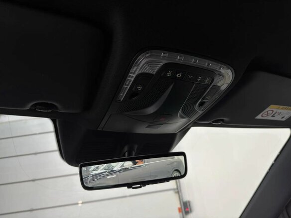 2026 Mercedes-Benz V-Класс Extra Long 300 d экстра длинный III (W447) Рестайлинг 2, чёрный, 13990000 рублей - вид 38
