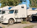 2003 Freightliner Columbia, белый, 1000000 рублей - вид 9