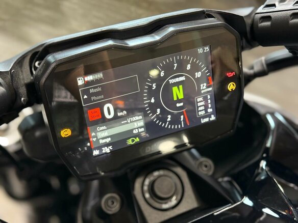 2025 Ducati Diavel V4, чёрный, 3300000 рублей - вид 11