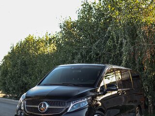 2022 Mercedes-Benz V-Класс Extra Long 300 d экстра длинный III (W447) Рестайлинг, чёрный, 7750000 рублей, вид 2