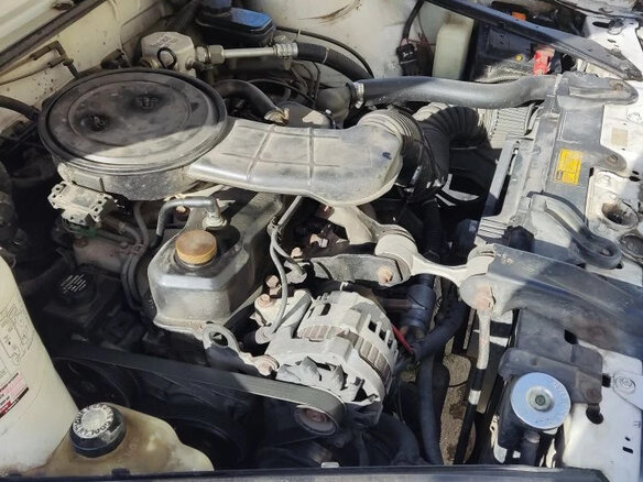 1990 Oldsmobile Cutlass Ciera, белый, 650000 рублей - вид 9