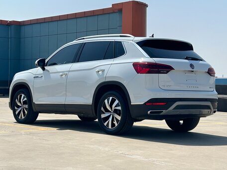 2022 Volkswagen Tayron I, белый, 3061000 рублей, вид 3
