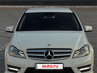 2011 Mercedes-Benz C-Класс 180 BlueEFFICIENCY III (W204) Рестайлинг, белый, 1335000 рублей, вид 3