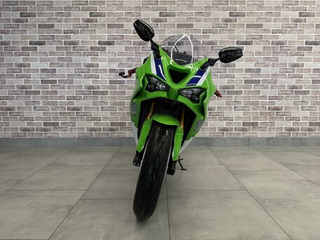 2024 Kawasaki ZX-6 Ninja, белый, 1295000 рублей, вид 5