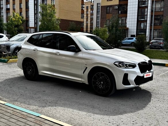 2021 BMW X3 30i xDrive III (G01) Рестайлинг, белый - вид 4