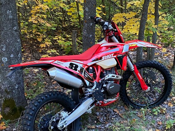 2024 Regulmoto Holeshot, красный, 260000 рублей - вид 1