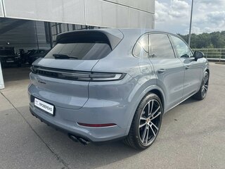 2025 Porsche Cayenne III Рестайлинг, серый, 17500000 рублей, вид 2