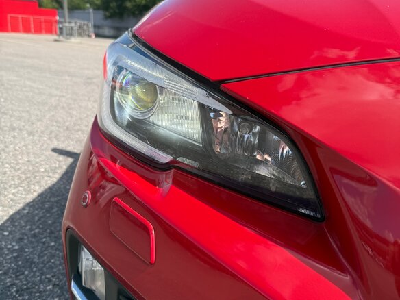2015 Subaru Levorg I, красный, 1600000 рублей - вид 11