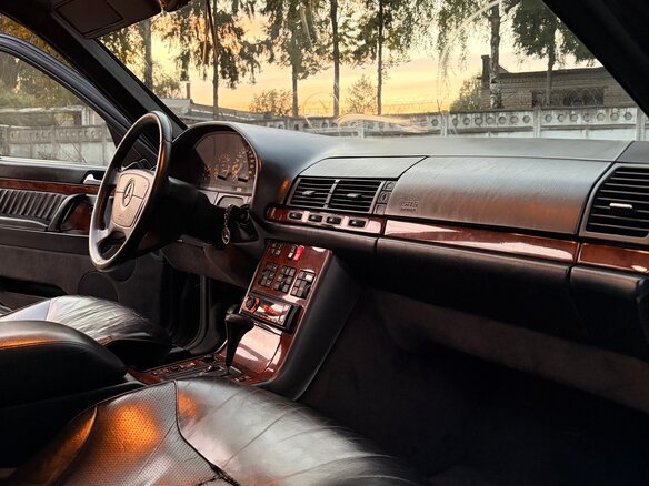 1994 Mercedes-Benz S-Класс 320 Long 5-speed III (W140), чёрный - вид 32
