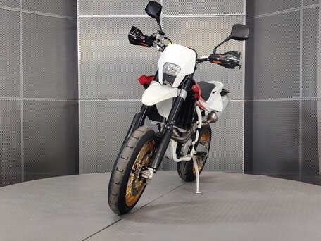2009 Husqvarna SM 450, белый, 459000 рублей, вид 3