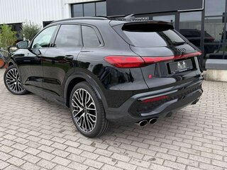 2026 Audi SQ5 III, чёрный, 11370000 рублей, вид 4