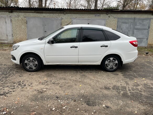 2018 Lada (ВАЗ) Granta I Рестайлинг, белый, 420000 рублей - вид 7