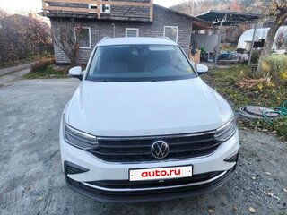 2021 Volkswagen Tiguan II Рестайлинг, белый, 2200000 рублей, вид 2