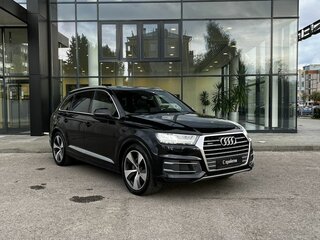 2018 Audi Q7 II (4M), чёрный, 4490000 рублей, вид 3