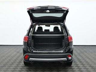 2016 Mitsubishi Outlander III Рестайлинг 2, чёрный, 1399000 рублей, вид 5