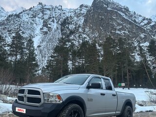 2018 Dodge RAM IV (DS/DJ), серебристый, 4000000 рублей, вид 3