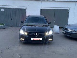 2011 Mercedes-Benz E-Класс 200 7G-Tronic IV (W212, S212, C207), чёрный, 1440000 рублей, вид 5