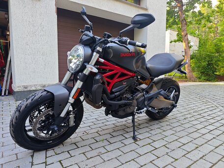 2017 Ducati Monster 821, красный, 600000 рублей, вид 2