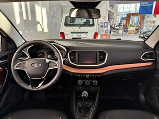 2026 Lada (ВАЗ) Vesta SW Cross I Рестайлинг (NG), белый, 2018000 рублей, вид 5