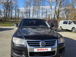 2008 Volkswagen Touareg I Рестайлинг, чёрный, 900000 рублей, вид 1