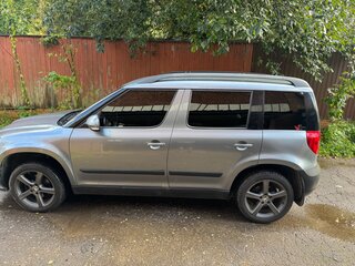 2012 Skoda Yeti I, серый, 700000 рублей, вид 4