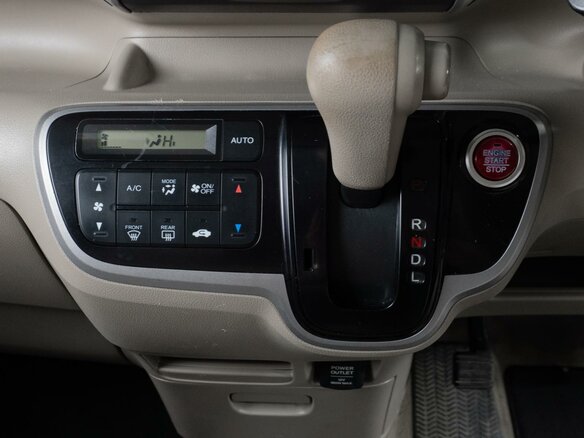 2013 Honda N-BOX I, белый, 800000 рублей - вид 14