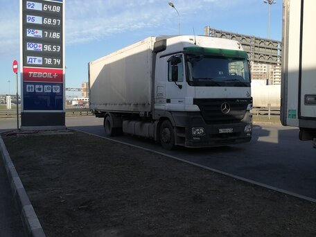 2008 Mercedes-Benz Actros, белый, 4000000 рублей, вид 5
