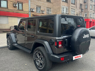 2018 Jeep Wrangler IV (JL), серый, 4050000 рублей, вид 4
