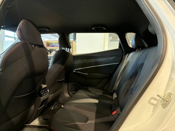 2025 Geely Cityray, белый - вид 10